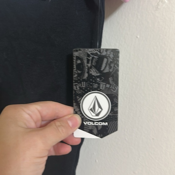 NWT Volcom Kids Carpenter Colorblock Short Sleeve Shirt - Picture 2 of 3